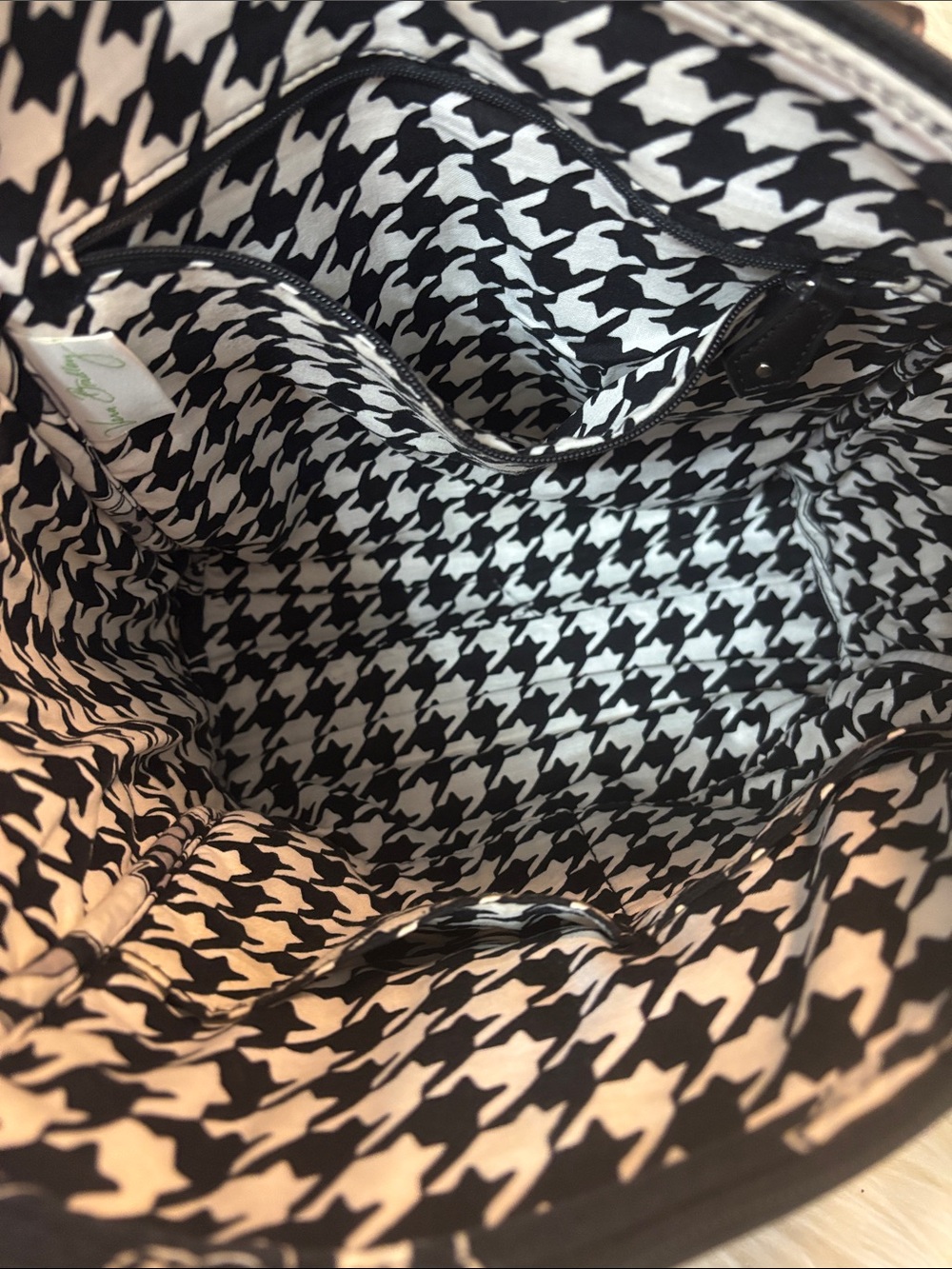 Vera Bradley Black & White Floral Quilted Shoulder Bag with Matching Pouches - Picture 3 of 11
